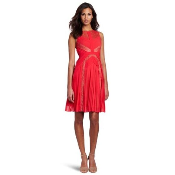 BCBGMAXAZRIA Raya Red Sleeveless Chevron Pleated Lace Dress 6 - Picture 1 of 16